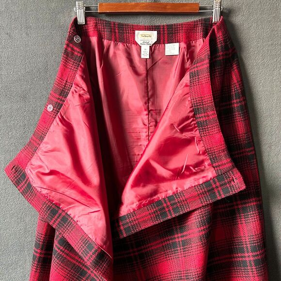 Talbots Buffalo Plaid Wool Blanket Long Wrap Skirt Red Black -Women's Size 14 - Picture 4 of 9